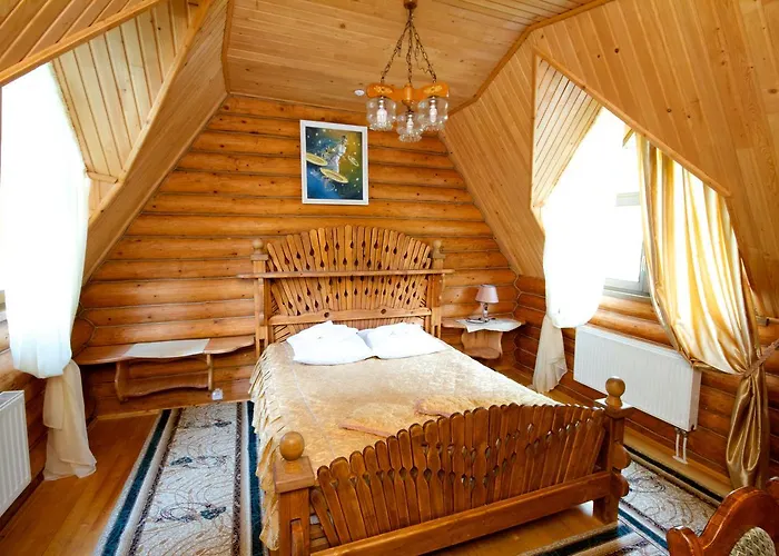 Smerekovyi Dvir