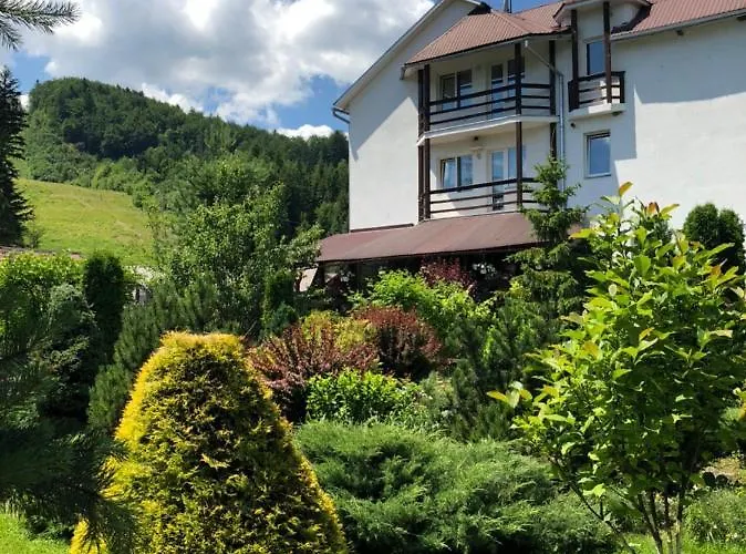 Smerekovyi Dvir Zhdeniievo