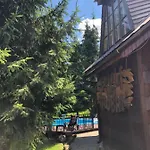 Smerekovyi Dvir Inn