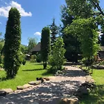 Smerekovyi Dvir Inn *
