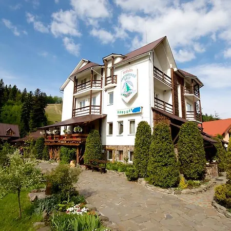 Gasthof Smerekovyi Dvir Schdenijewo